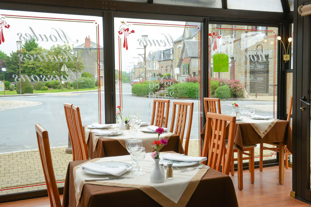 Logis Hotel Et Restaurant La Tour Brette Понторсон Екстериор снимка